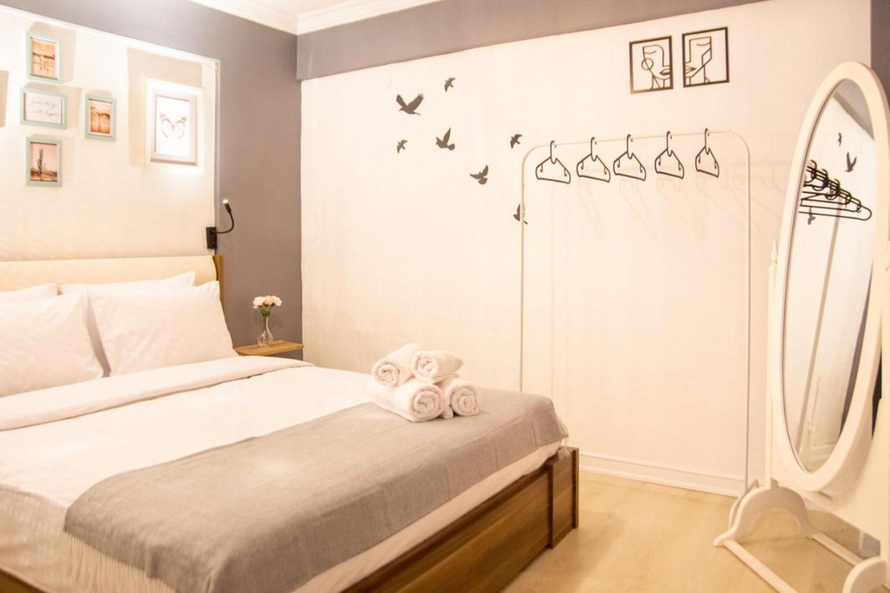 Amazing Flat Near The Coast With A Delightful Shared Terrace Close To Public Transportation In Karsiyaka Измир Екстериор снимка